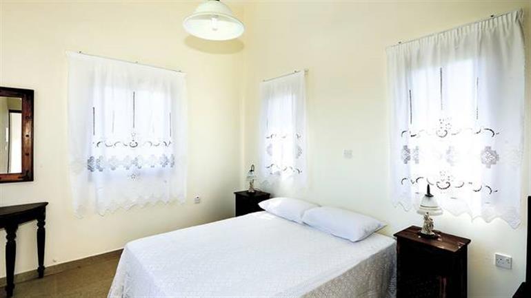 Bedroom in Lena Villas, Polis
