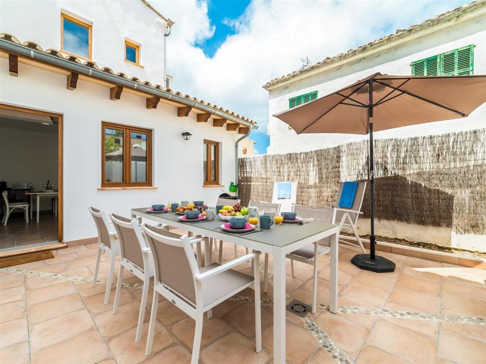 Can Arraco in Spain