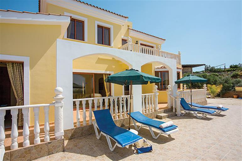 Garden at Julios, Coral Bay