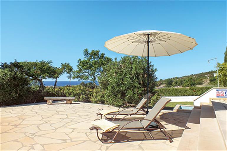 Garden at Villa Mou, Coral Bay