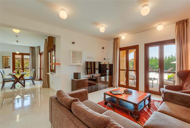 Living room in Villa Alexander Heights Elite AJ04, Aphrodite Hills