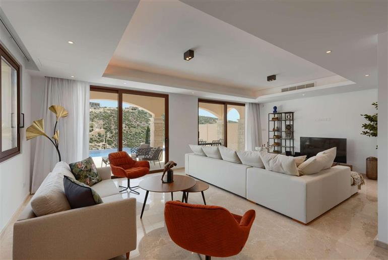 Living room in Villa Aphrodite Hills Elite UJ01, Aphrodite Hills