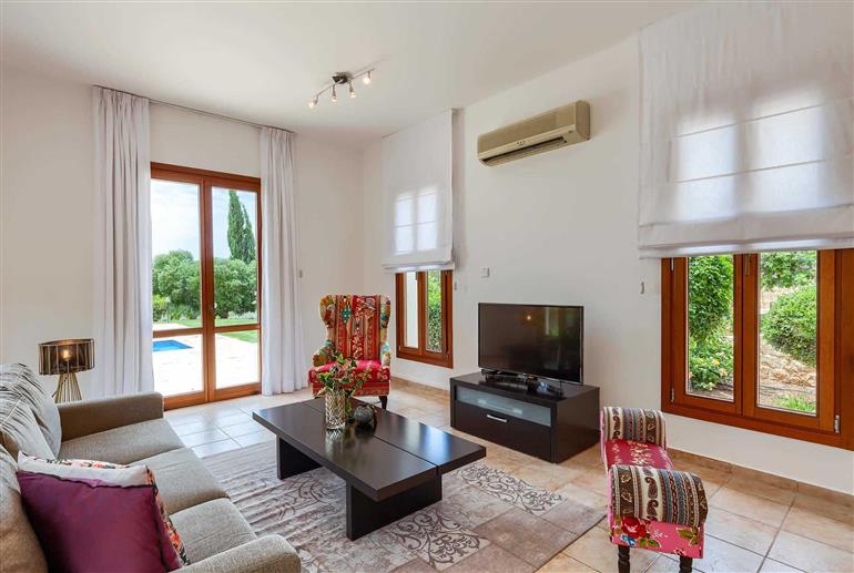 Living room in Villa Aphrodite Hills Superior 398, Aphrodite Hills