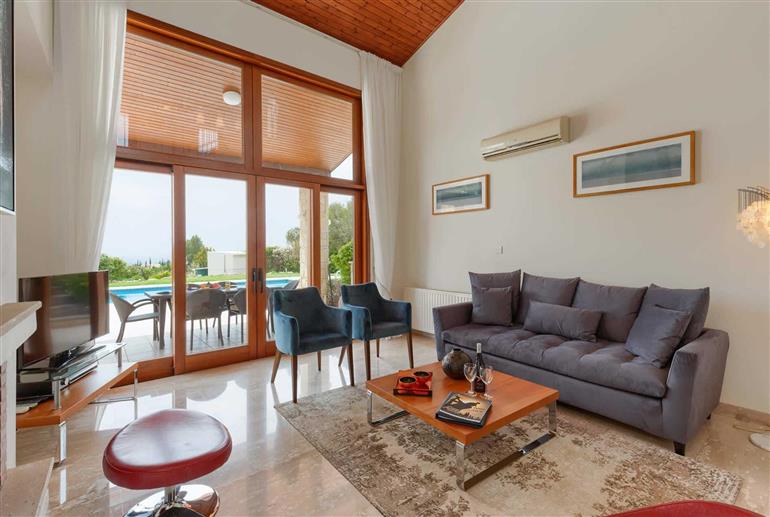 Living room in Villa Aphrodite Hills Superior 93, Aphrodite Hills