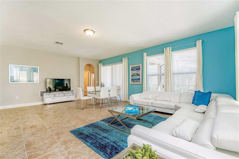 Living room in Villa Reagan, Solterra Resort, Orlando - Florida