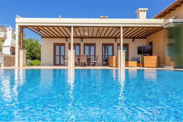 Swimming pool at Villa Cypris, Aphrodite Hills