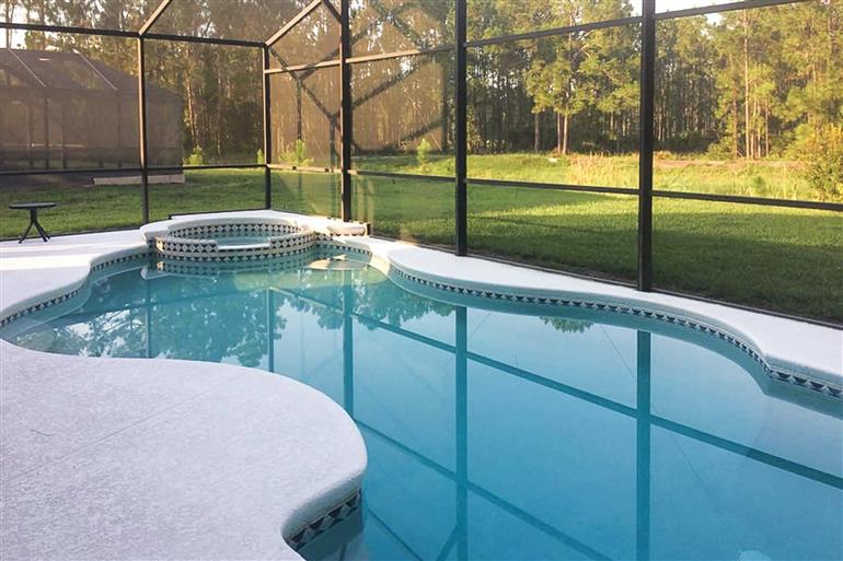 Swimming pool at Villa Daisy Court, Disney Area and Kissimmee, Orlando - Florida