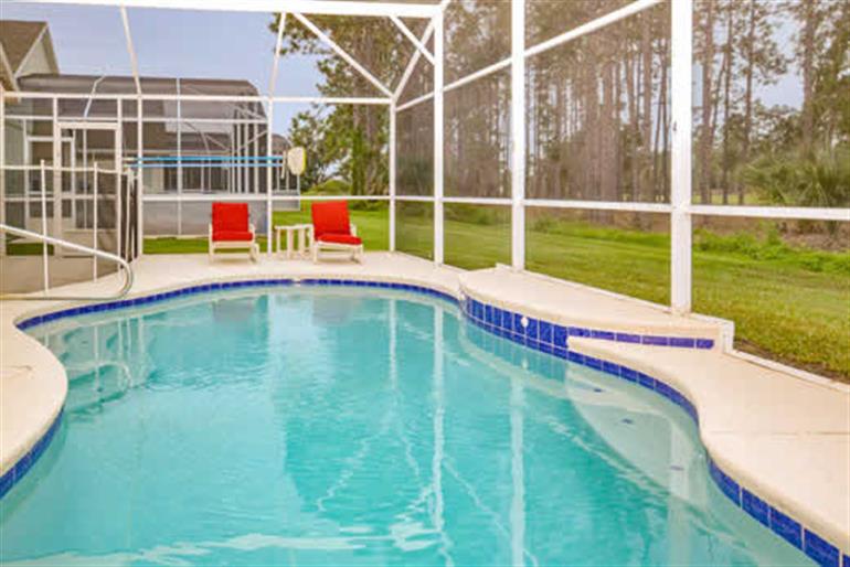 Swimming pool at Villa Daisy, Highlands Reserve