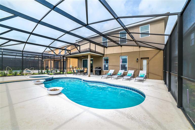Swimming pool at Villa Frappuccino, Solterra Resort, Orlando - Florida