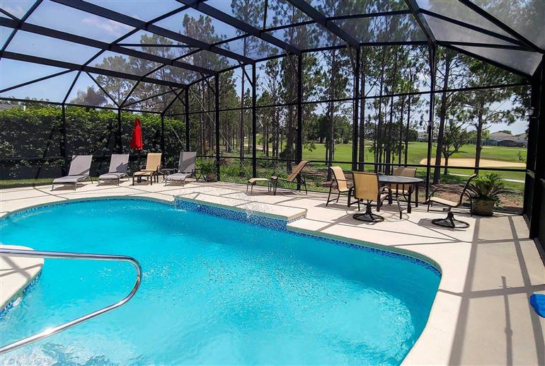 Swimming pool at Villa Jessica, Highlands Reserve