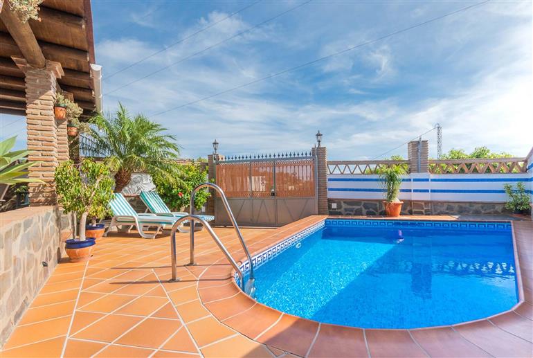 Swimming pool at Villa Porroncico, Nerja
