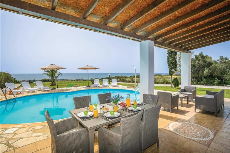 Swimming pool at Villa Thalassa, Coral Bay