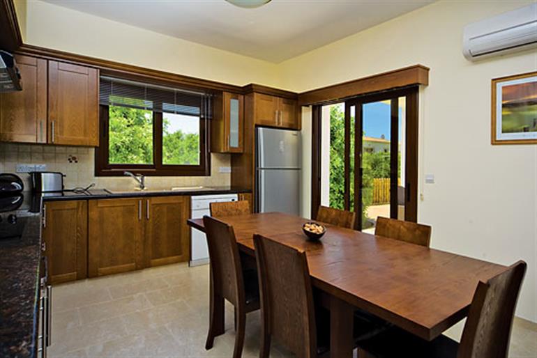 The kitchen in Kambos II, Polis